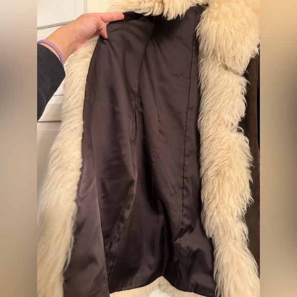 Vintage Brown Suede Penny Lane Afghan Coat With Cream Shearling Fur Trim - Picture 3 of 8
